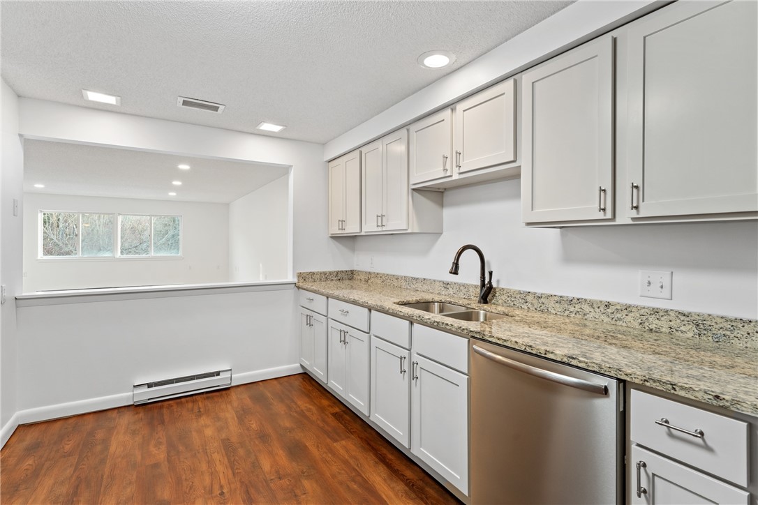 30 Argyle Avenue 206