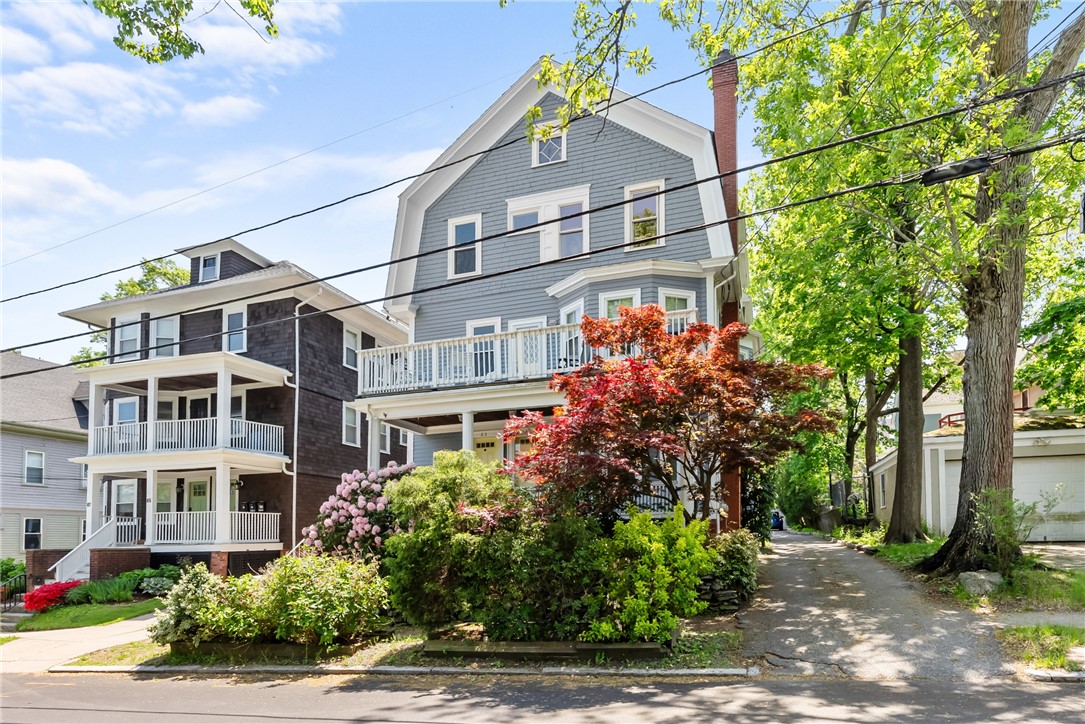 81 Larch Street 3