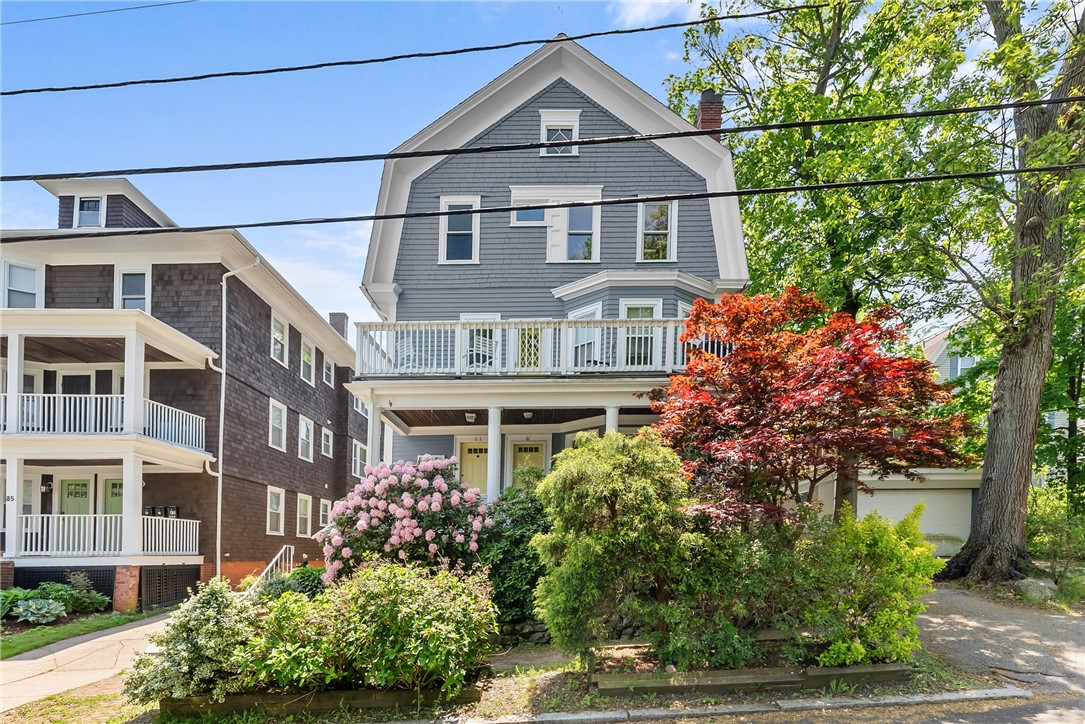 81 Larch Street 3