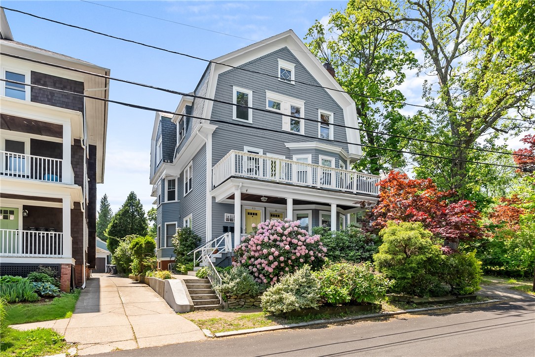 81 Larch Street 3