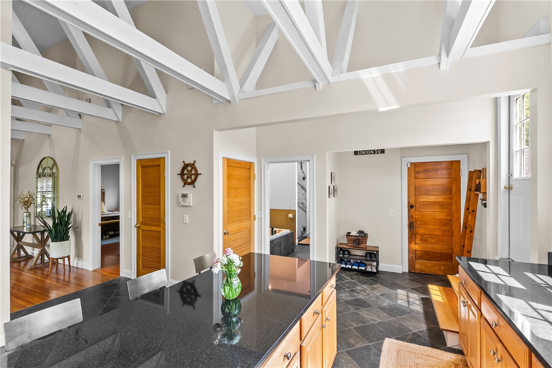 81 Larch Street 3