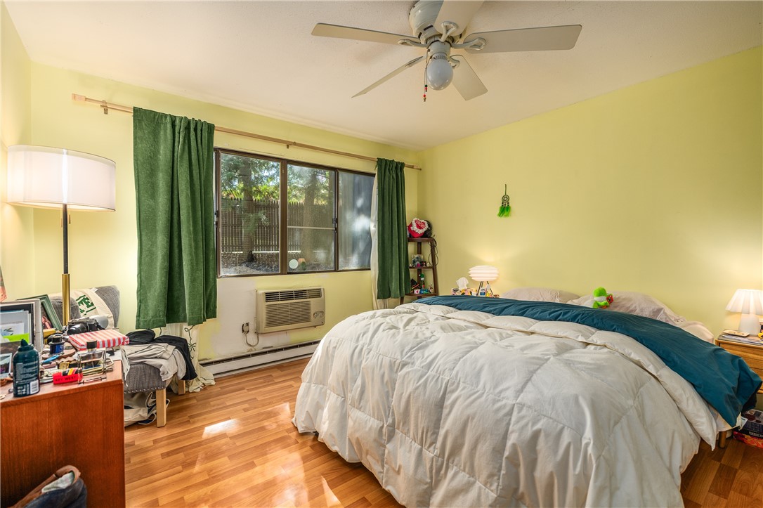 24 Camp Street 13