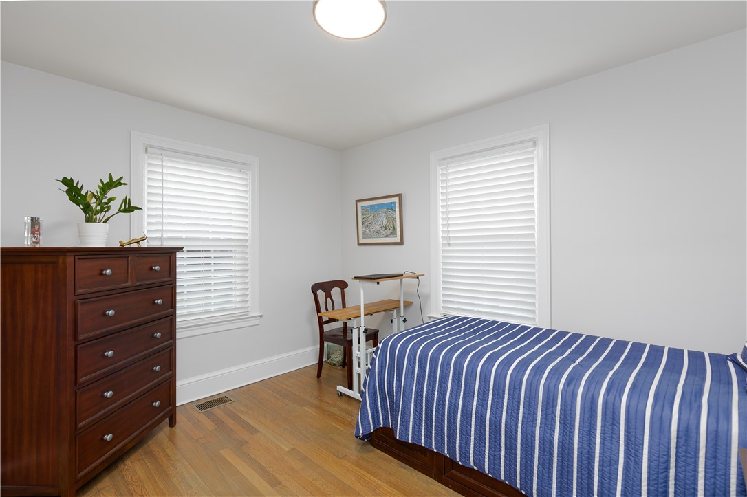 15 Kenton Avenue