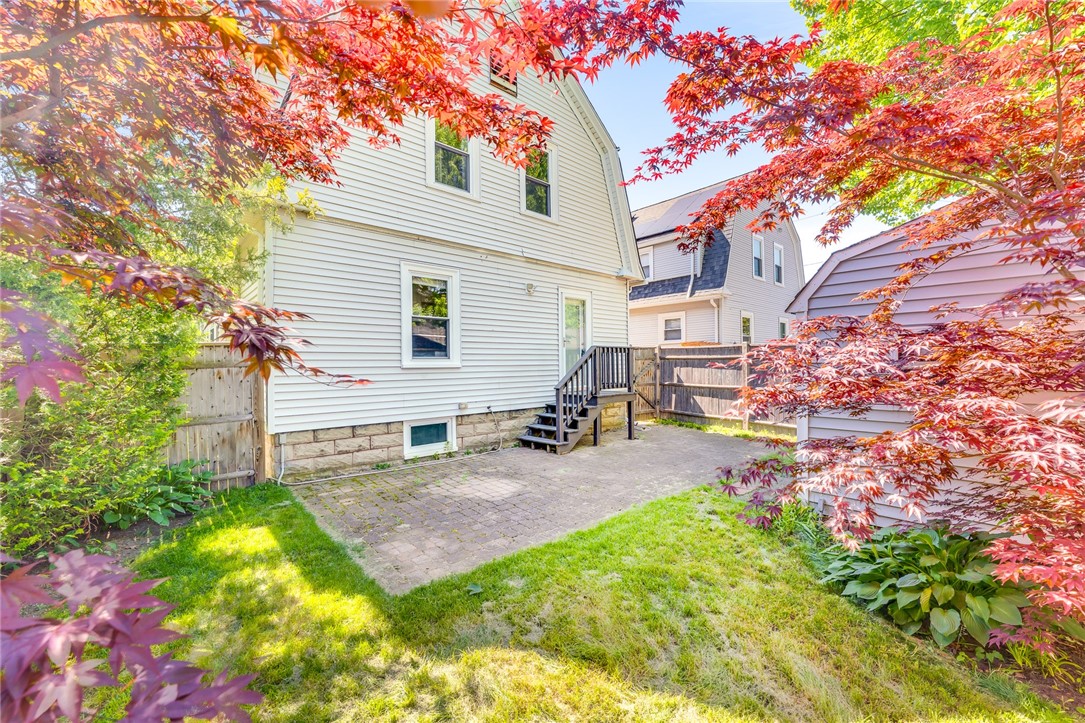 1058 Narragansett Boulevard