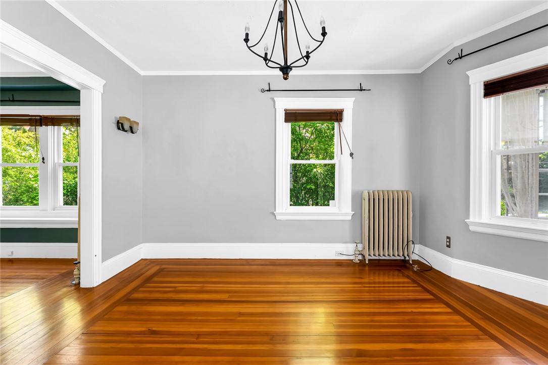 1058 Narragansett Boulevard