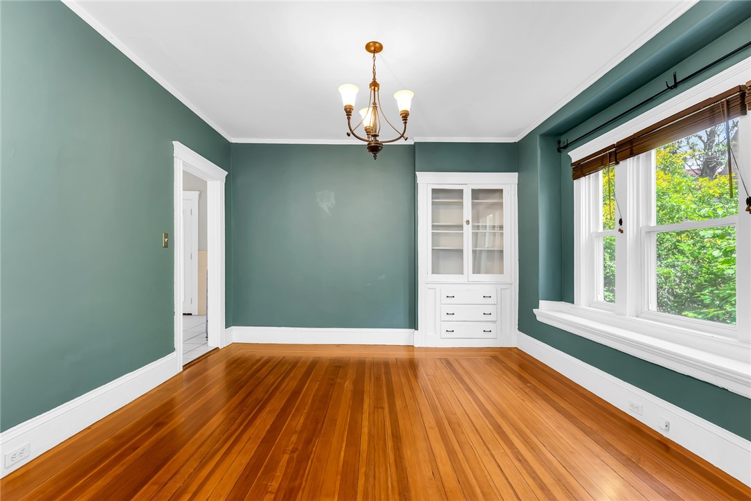 1058 Narragansett Boulevard