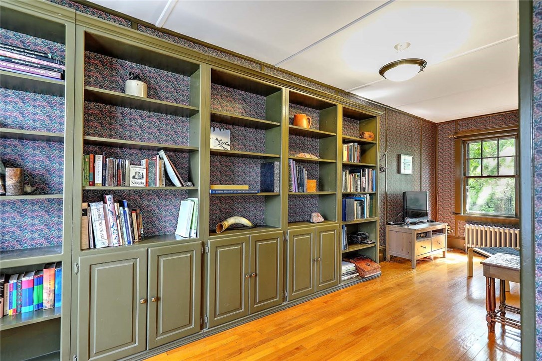 21 Blaisdell Avenue