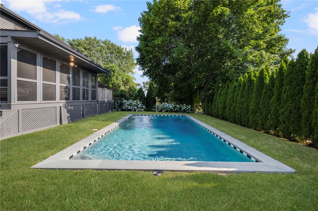 11 Loxley Drive