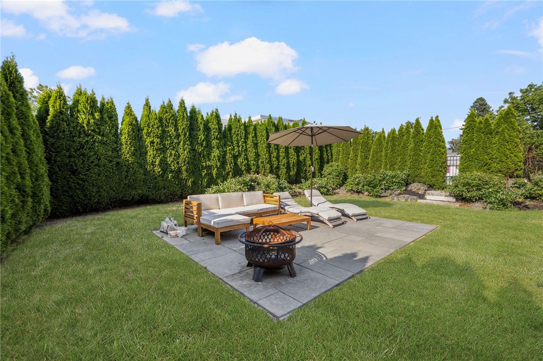 11 Loxley Drive