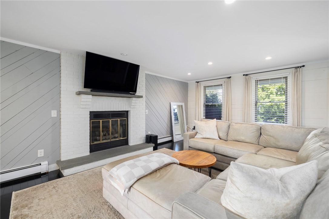 11 Loxley Drive