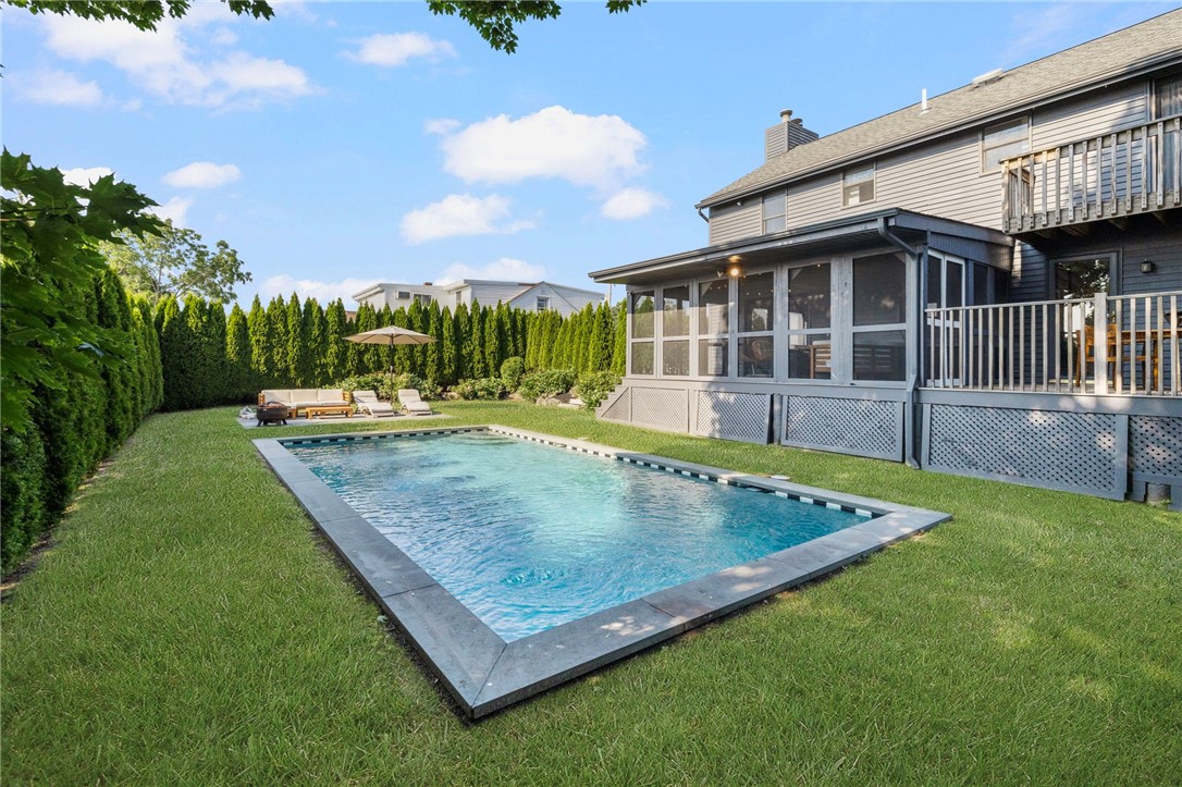 11 Loxley Drive