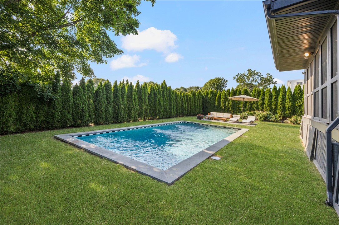 11 Loxley Drive