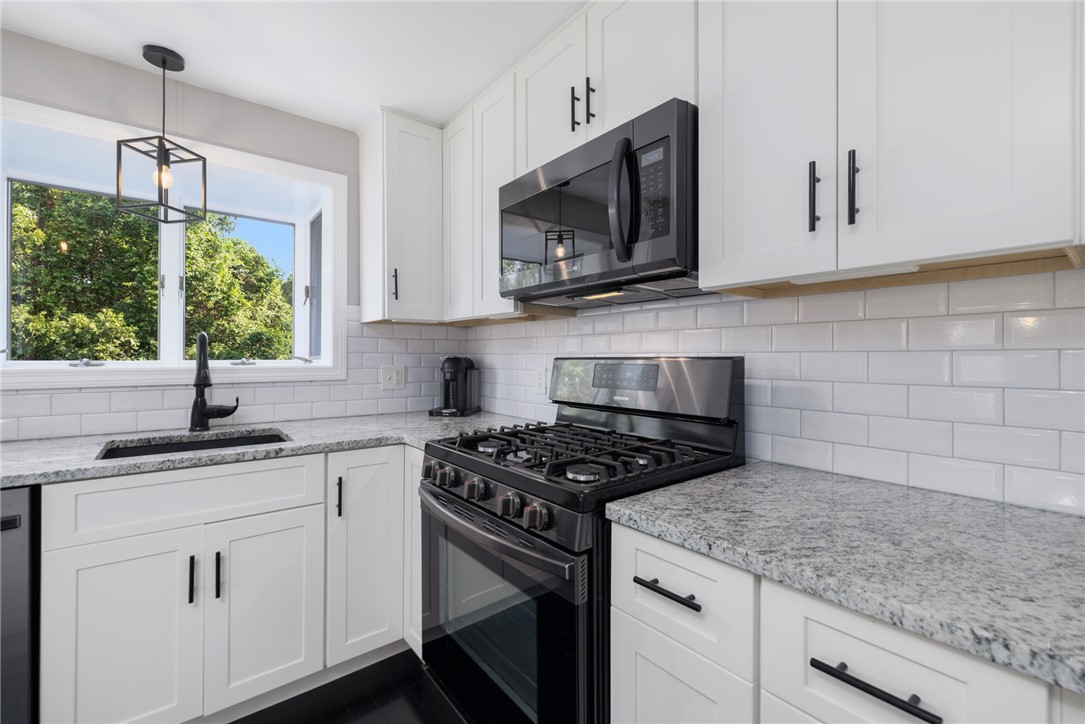 11 Loxley Drive