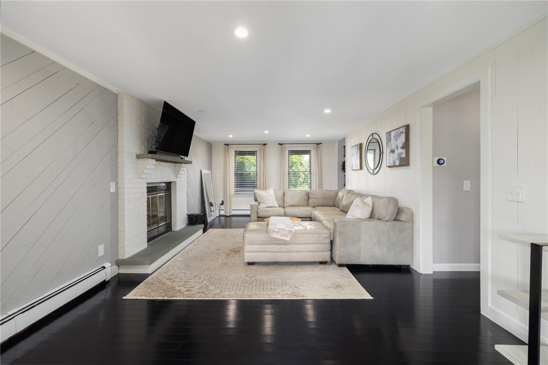 11 Loxley Drive