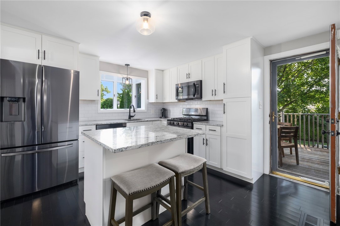 11 Loxley Drive