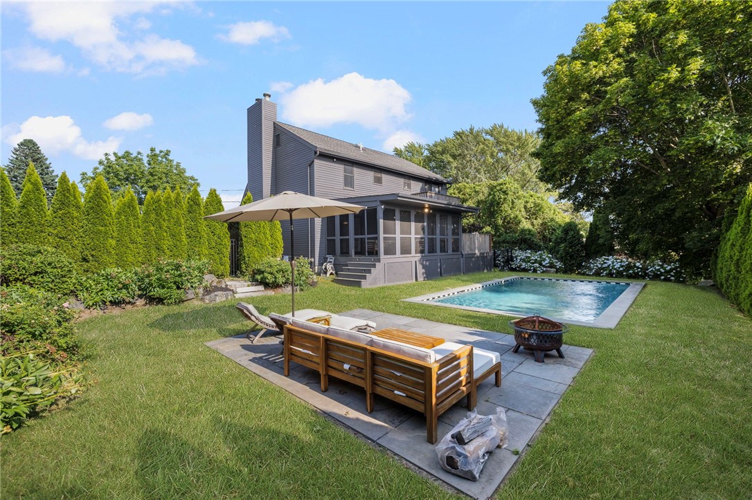 11 Loxley Drive
