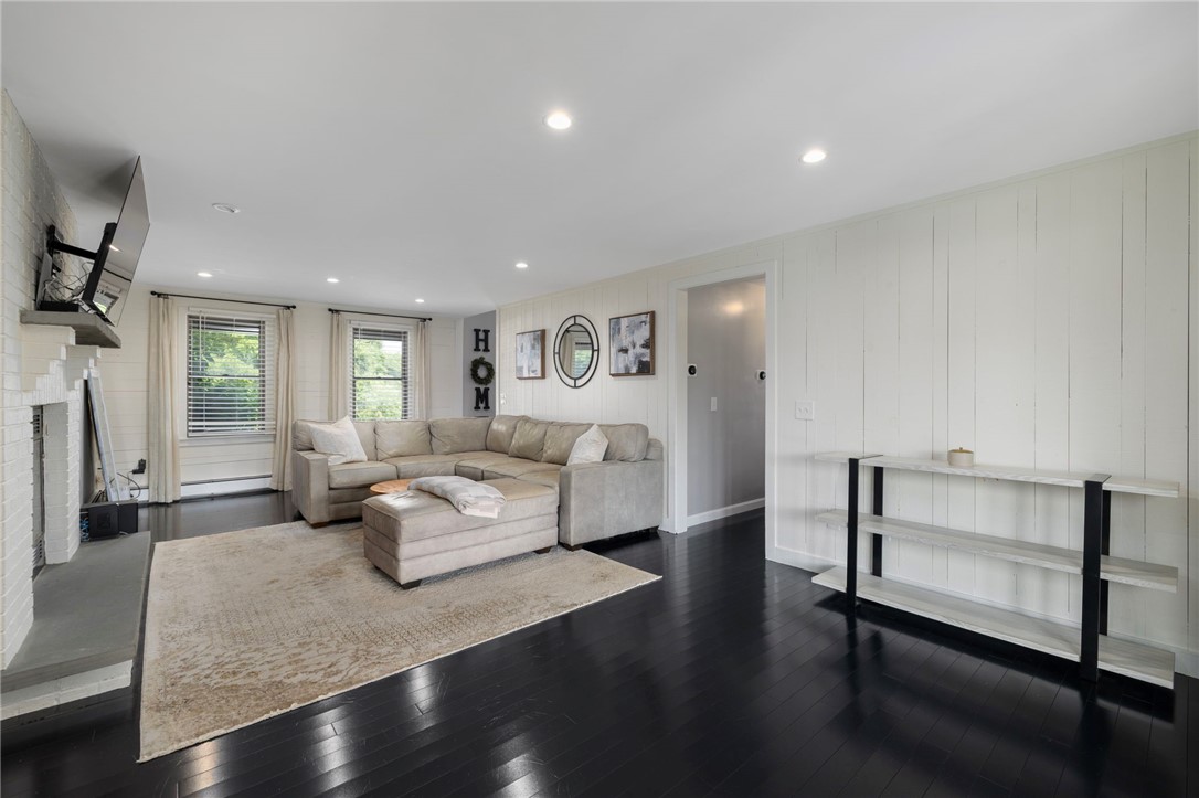 11 Loxley Drive
