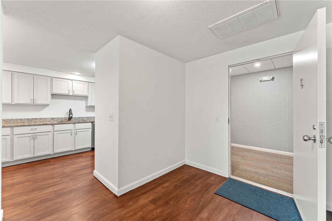 30 Argyle Avenue 112