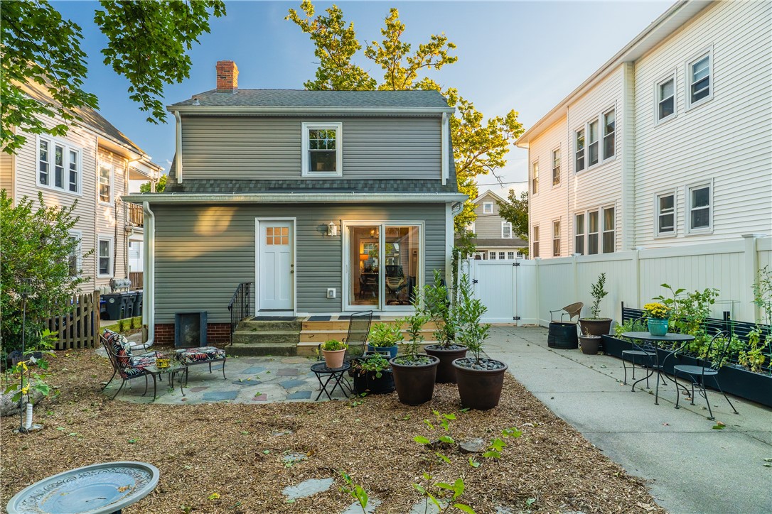 16 Sargent Avenue