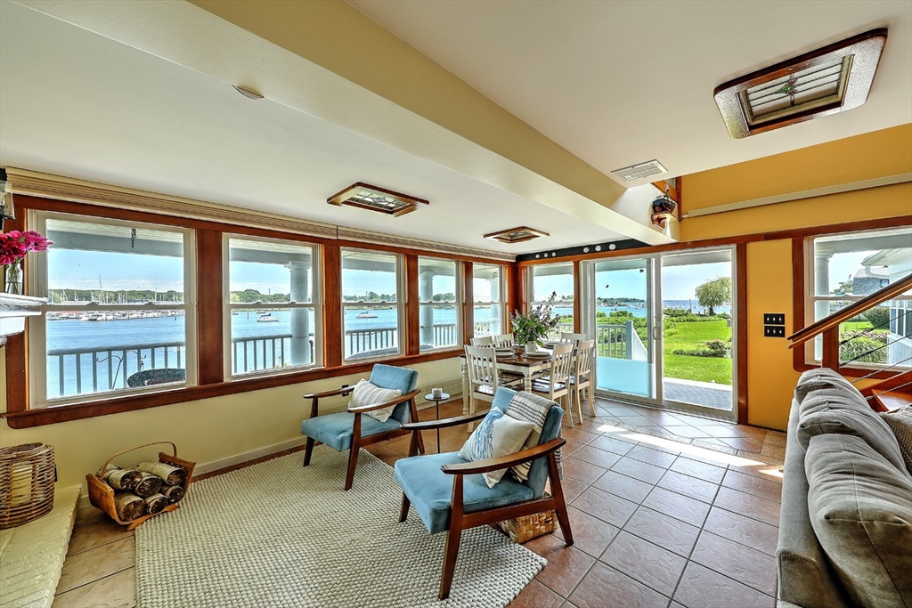 122-124 Riverside