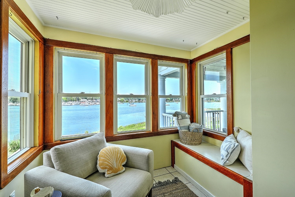 122-124 Riverside