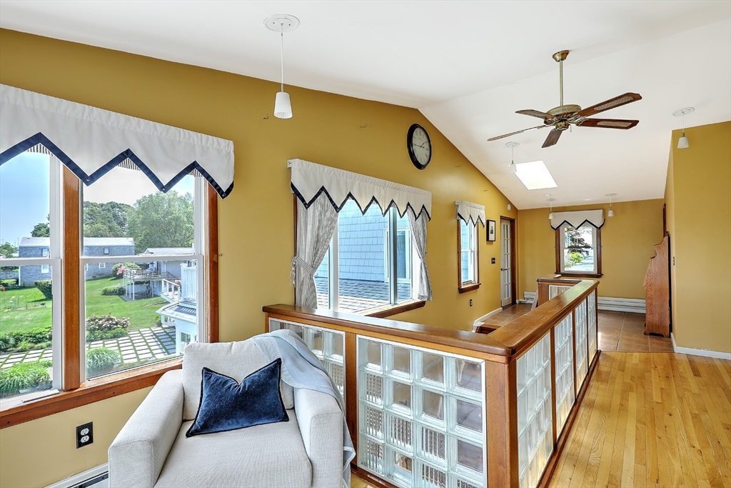 122-124 Riverside