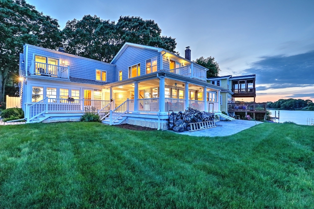 122-124 Riverside