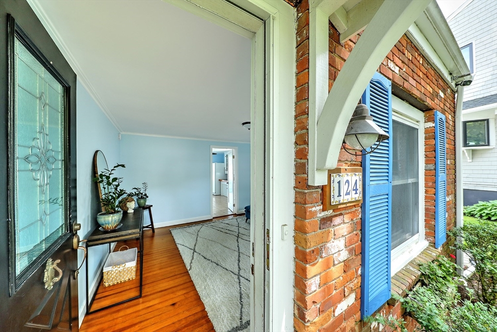 122-124 Riverside