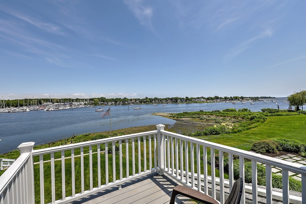 122-124 Riverside
