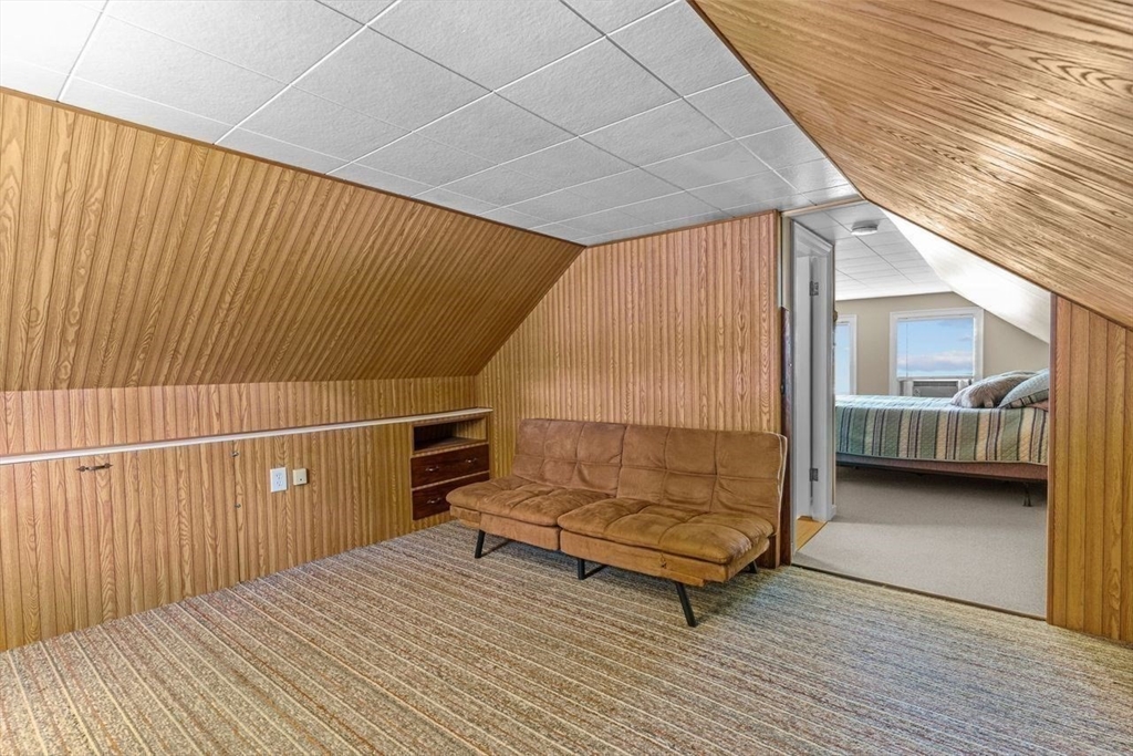 136 Circuit Dr