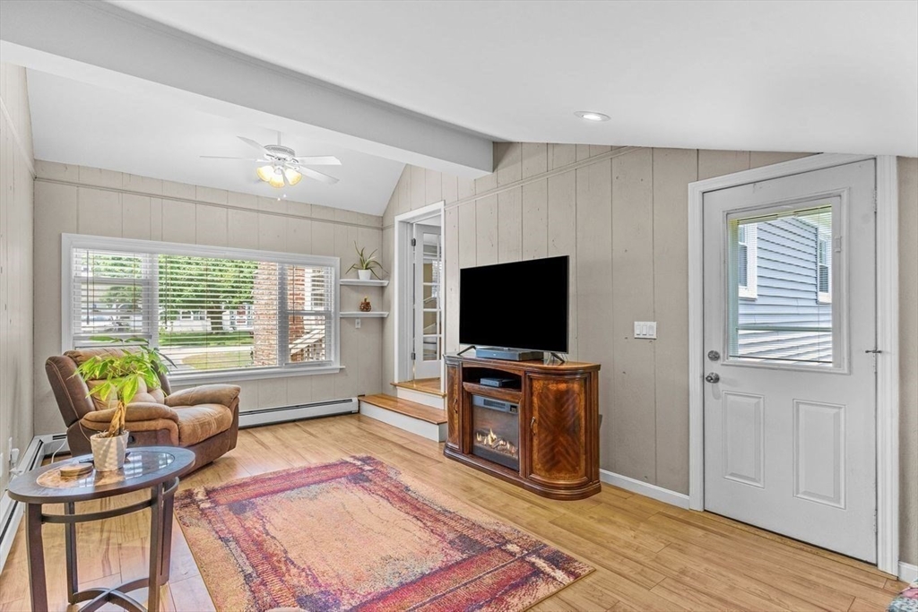 136 Circuit Dr