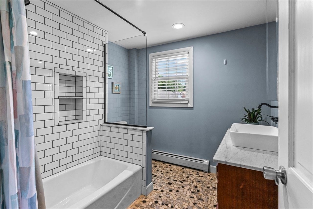 136 Circuit Dr