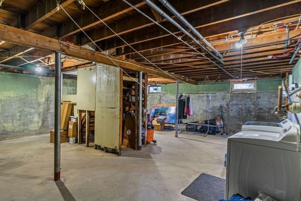 136 Circuit Dr