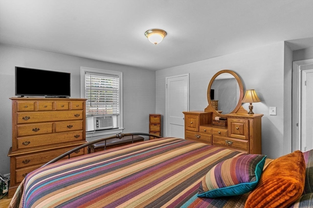 136 Circuit Dr