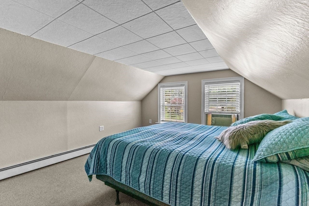 136 Circuit Dr