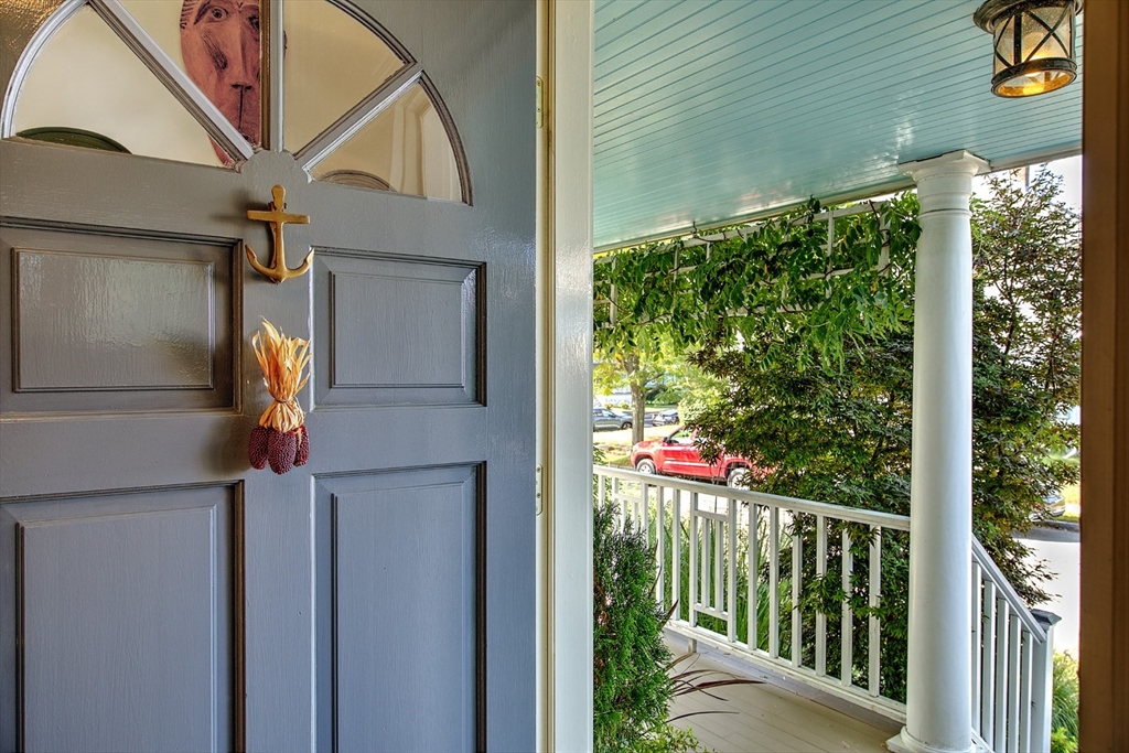 121 Bromfield St