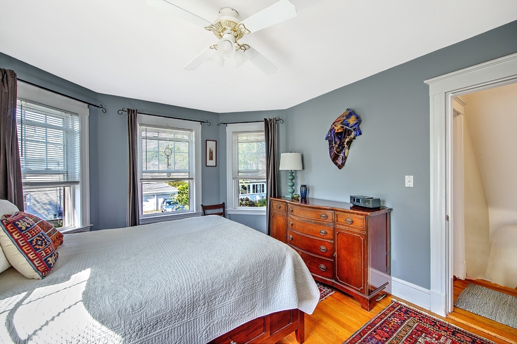 121 Bromfield St
