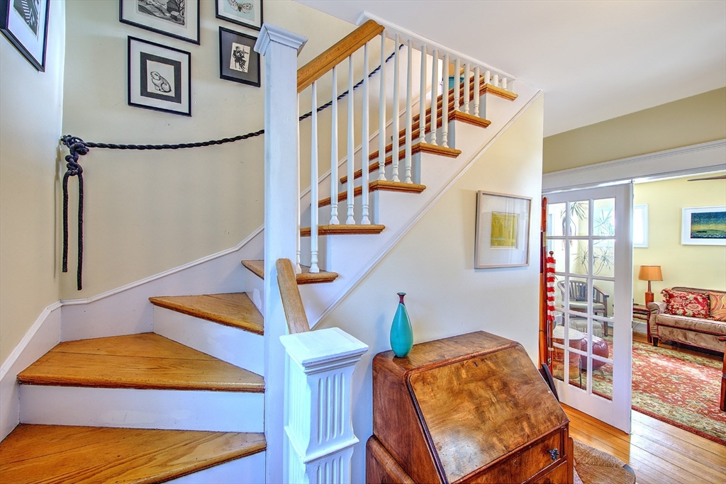 121 Bromfield St