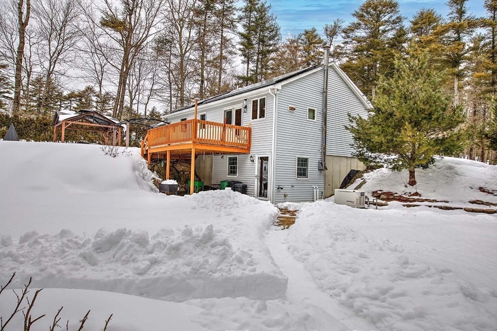 173 Quanapoag Rd