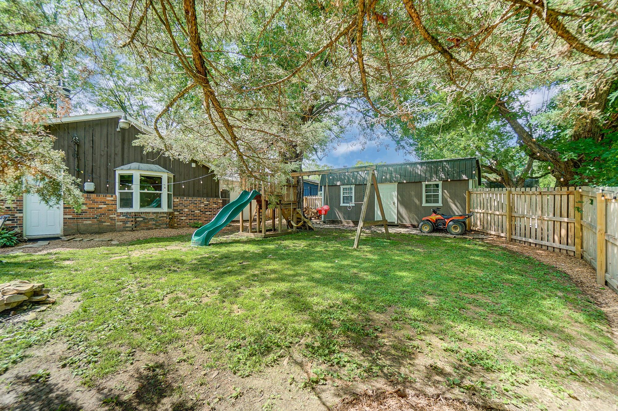 122 Hawthorne Road