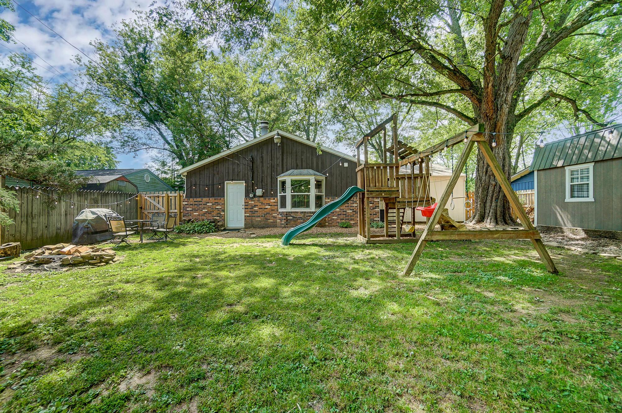 122 Hawthorne Road
