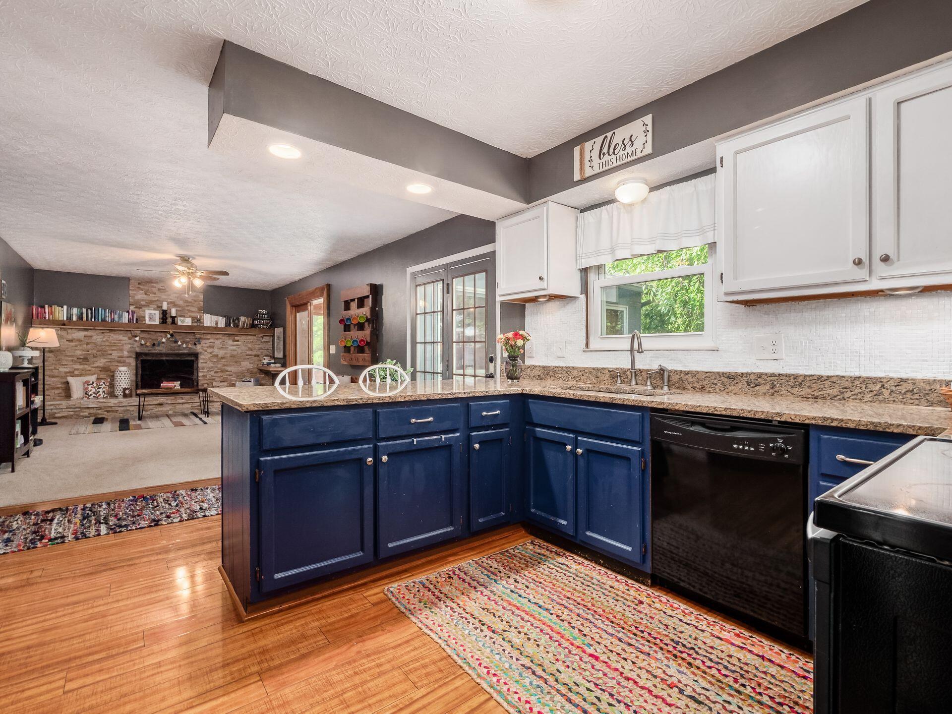12357 Woodsfield Circle W