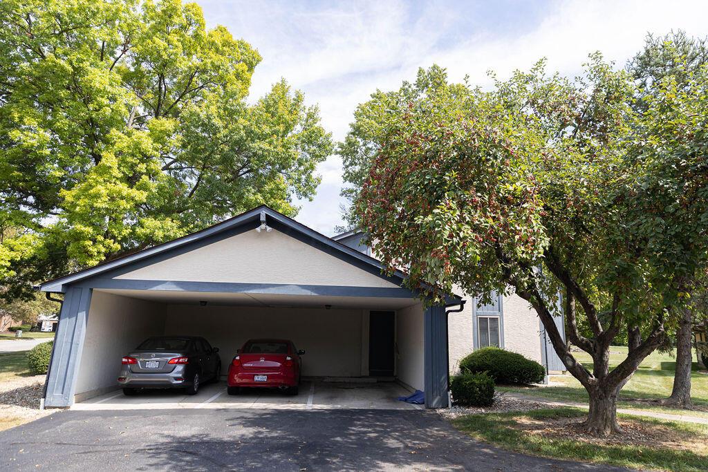 1304 Yorkland Road, C