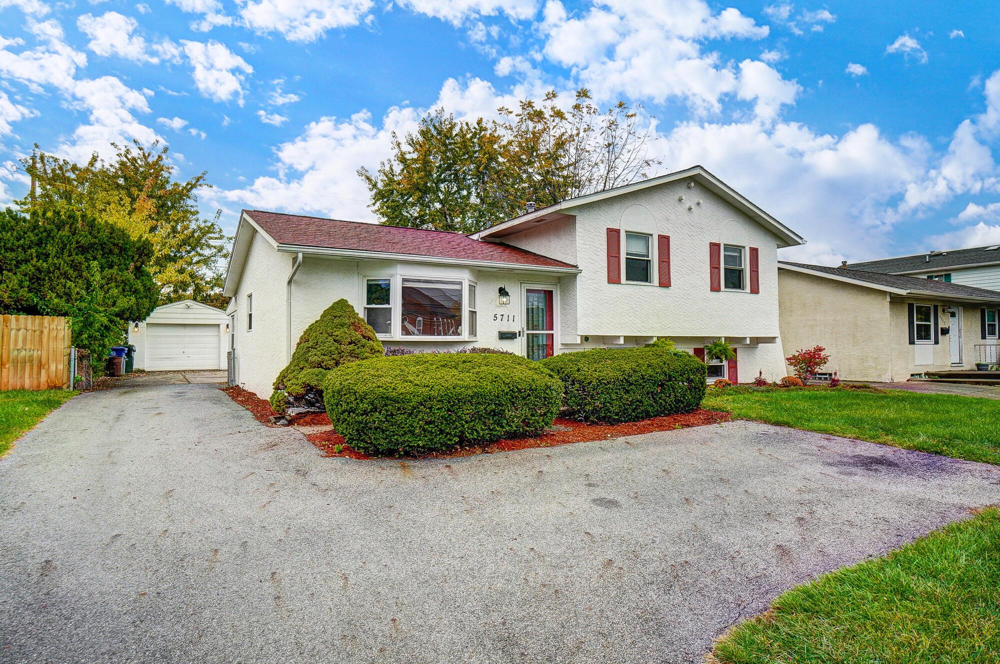5711 Karl Road