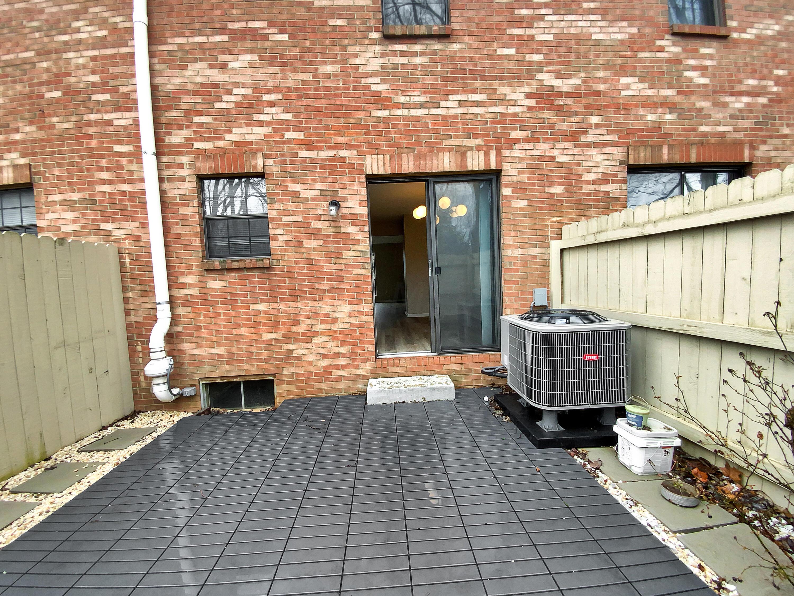 3320 Edgebrook Drive