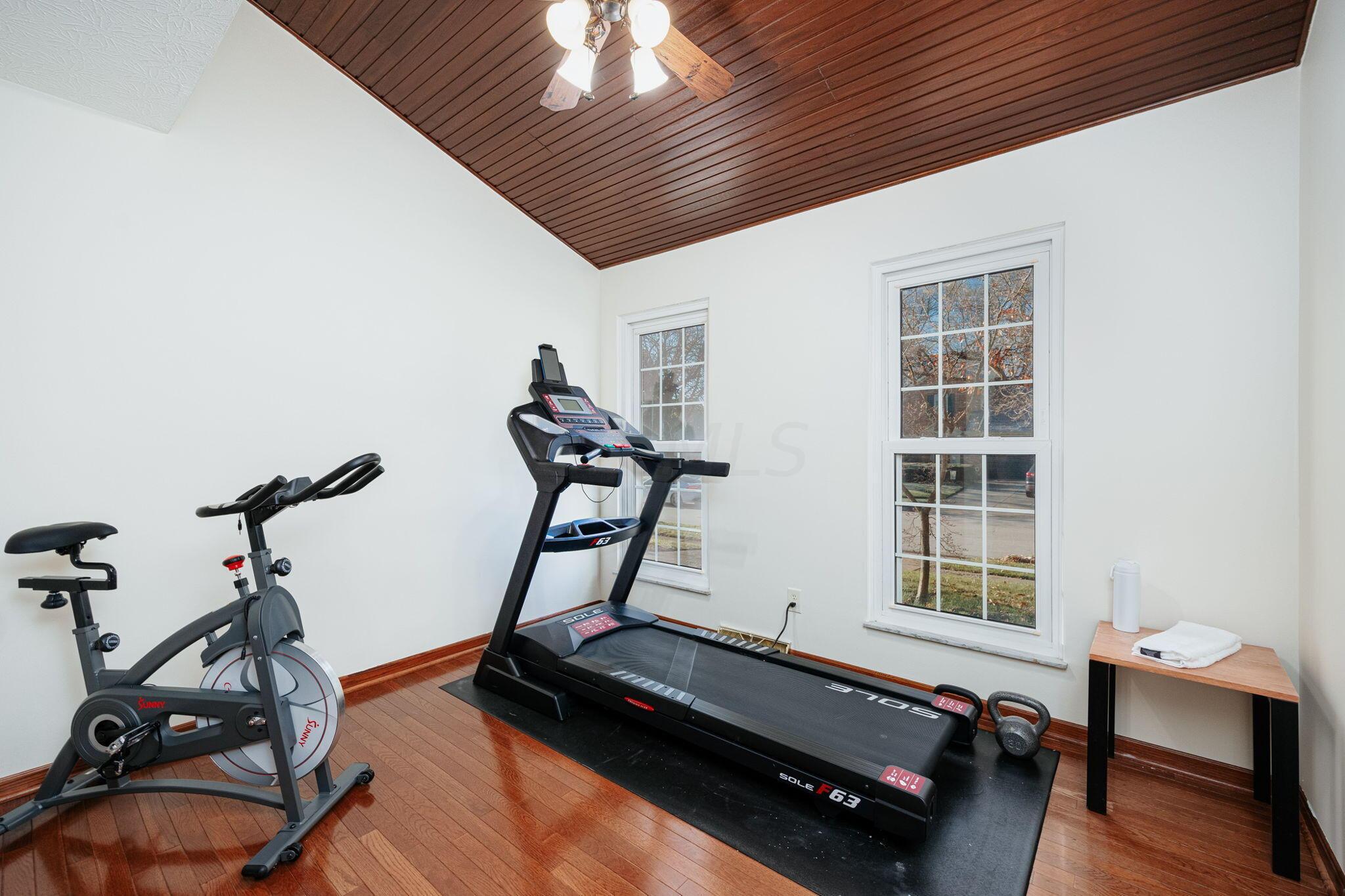 986 Cross Country Drive