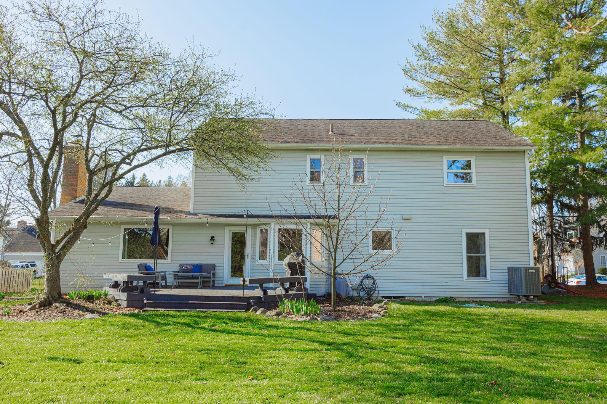 986 Cross Country Drive