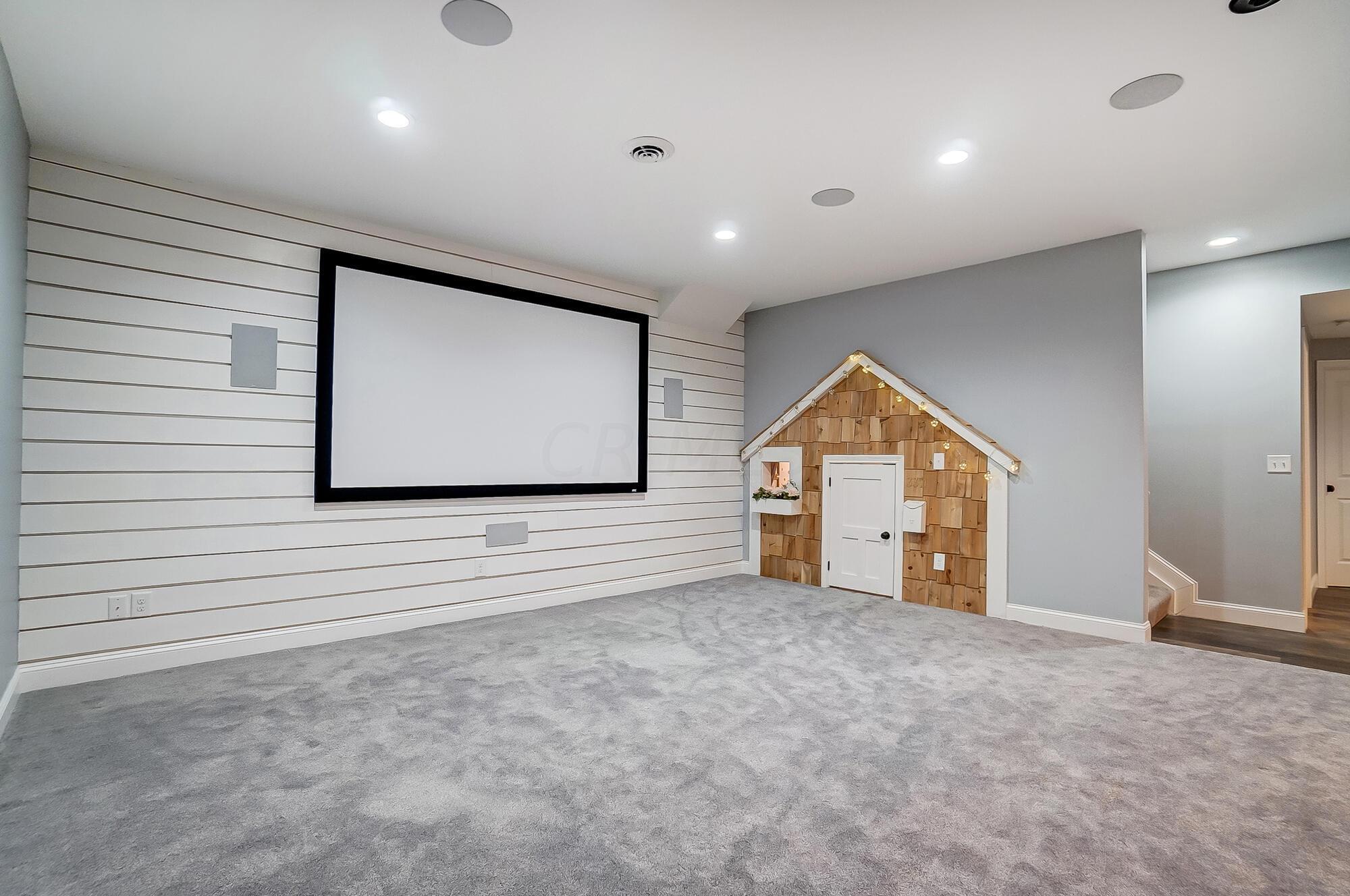 10630 Honeysuckle Way