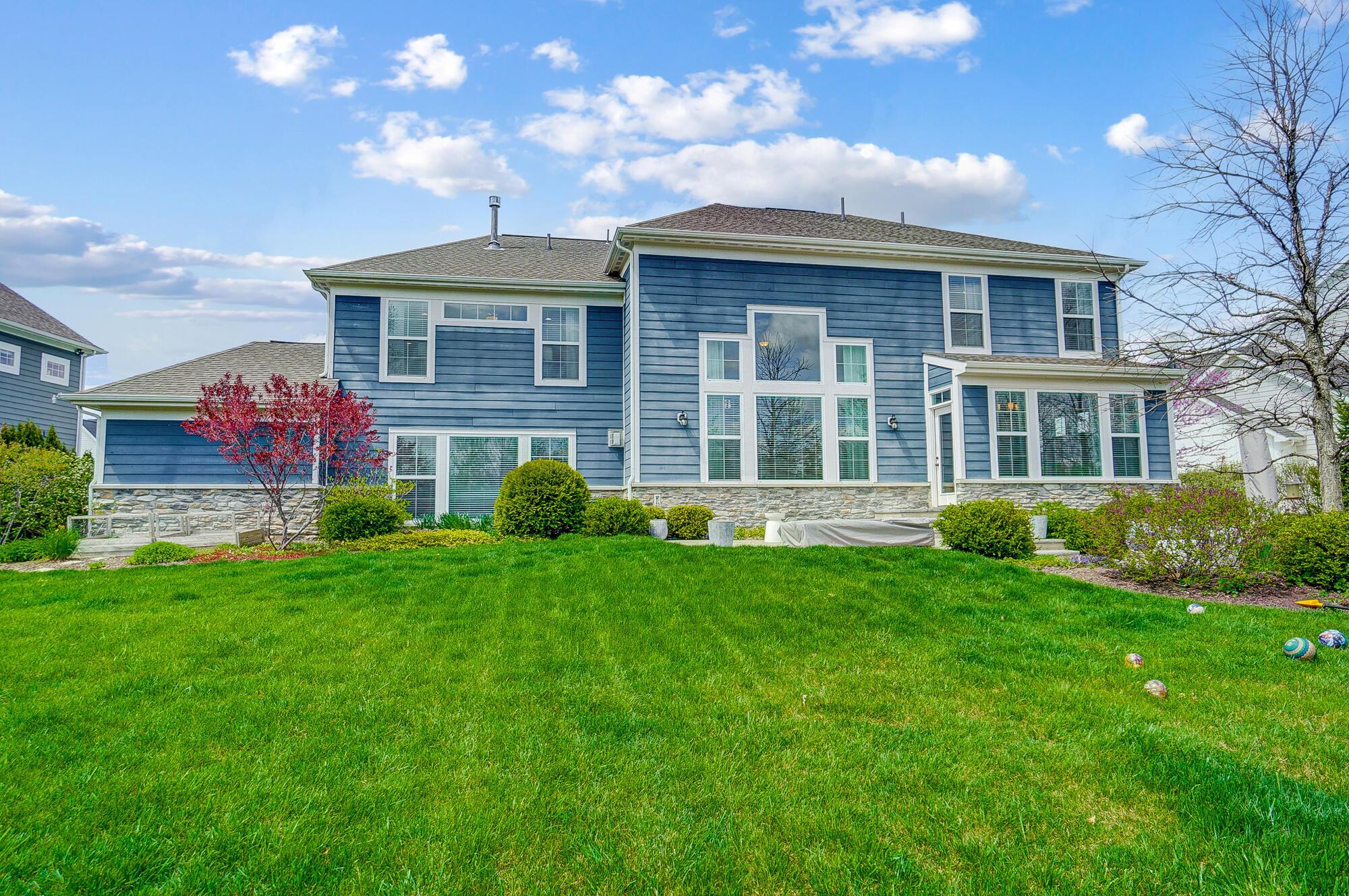 10630 Honeysuckle Way