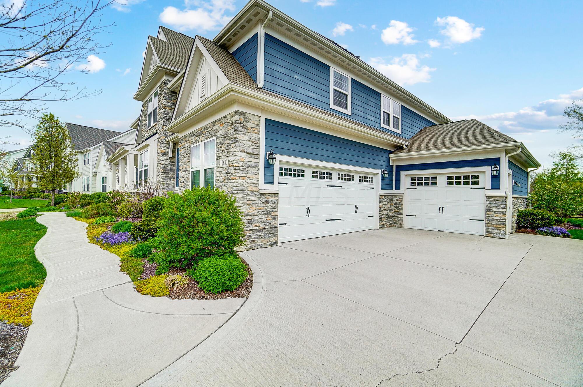 10630 Honeysuckle Way